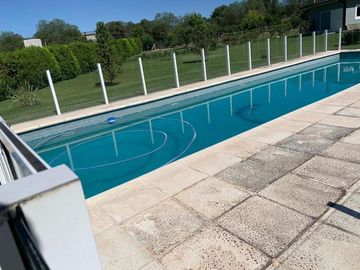Venta Casa 4 Dormitorios - B° Country Causana