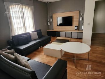 Venta - Departamento de categoria de 3 dormitorios, 2 cocheras - Condominio Chateau Village