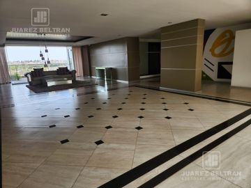 Venta - Departamento de categoria de 3 dormitorios, 2 cocheras - Condominio Chateau Village