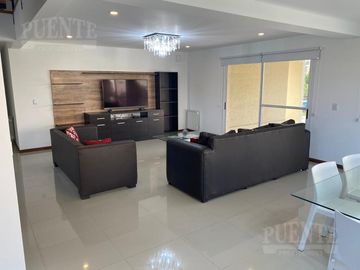 Casa - Barrio Santa Juana - Venta