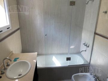 Casa - Barrio Santa Juana - Venta