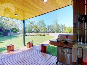 VENTA CASA DE 4 DORMITORIOS  HARAS DEL SUR II