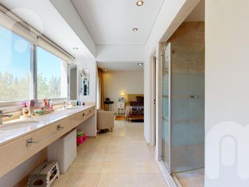 VENTA CASA DE 4 DORMITORIOS  HARAS DEL SUR II