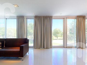 VENTA CASA DE 4 DORMITORIOS  HARAS DEL SUR II