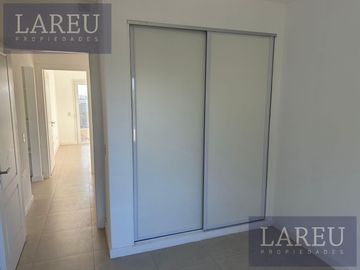 Casa en Venta - Santa Elena, Pilar del Este