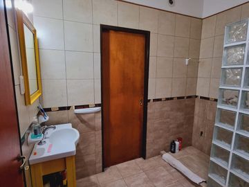 Venta. Casa 3 dormitorios. San Luis, Pje. Laprida N°464