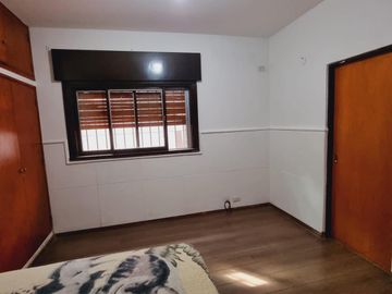 Venta. Casa 3 dormitorios. San Luis, Pje. Laprida N°464