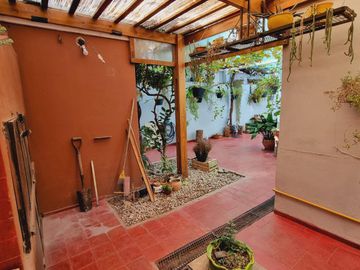 Venta. Casa 3 dormitorios. San Luis, Pje. Laprida N°464