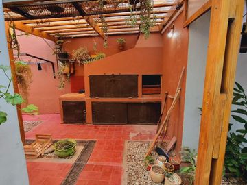 Venta. Casa 3 dormitorios. San Luis, Pje. Laprida N°464