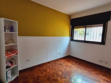 Venta. Casa 3 dormitorios. San Luis, Pje. Laprida N°464