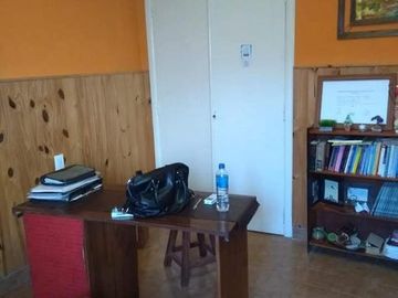 Casas en venta - 5 dormitorios 4 baños - Cocheras - 130mts2 - Necochea