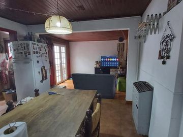 Casas en venta - 5 dormitorios 4 baños - Cocheras - 130mts2 - Necochea