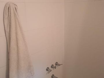 Departamento en venta - 2 dormitorios 1 baño - 65mts2 - Avellaneda