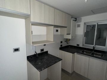 Venta Nueva Cordoba 1y½ Dor Rodas Salguero