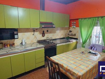 Casa venta Burzaco