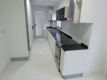Departamento en venta en Villa Belgrano , 3 dormitorios , Pileta climatizada , Mirá el video !