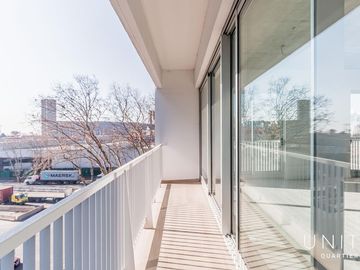 Excelente Loft con cochera en venta. Distrito Quartier, Retiro.