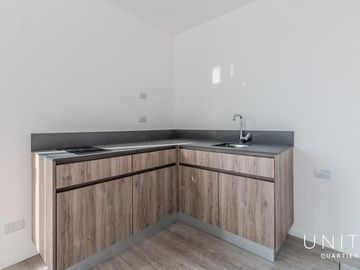 Excelente Loft con cochera en venta. Distrito Quartier, Retiro.
