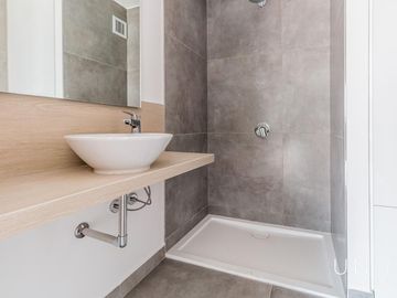Excelente Loft con cochera en venta. Distrito Quartier, Retiro.