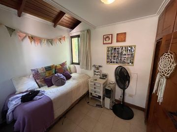 Casa 4 dormitorios en condominio Fisherton - Permuta