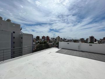 Departamento de cuatro ambientes a la venta en Wilde