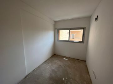 Departamento de cuatro ambientes a la venta en Wilde