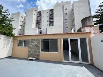 Departamento de cuatro ambientes a la venta en Wilde