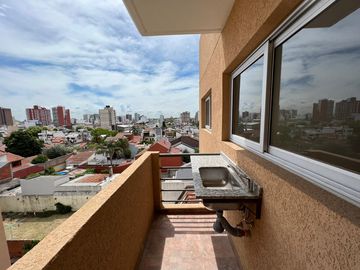 Departamento de cuatro ambientes a la venta en Wilde