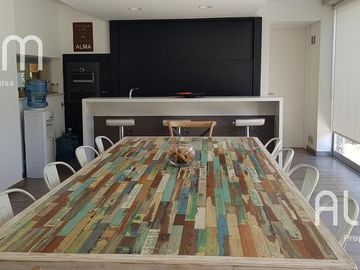 Casa en El Ombu | 5 Dorm. | 3 en Suite | 1 en PB
