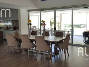 Casa en El Ombu | 5 Dorm. | 3 en Suite | 1 en PB