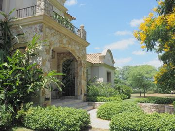 Casa en San Jorge Village Estilo  villa italiana de altísima calidad
