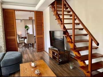 Casa en venta - 5 Dormitorios 3 Baños 2 Cocheras - 260Mts2 - Necochea