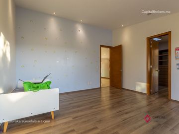 Hermosa residencia de lujo en venta Bugambilias; 5 habitaciones