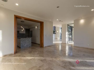 Hermosa residencia de lujo en venta Bugambilias; 5 habitaciones