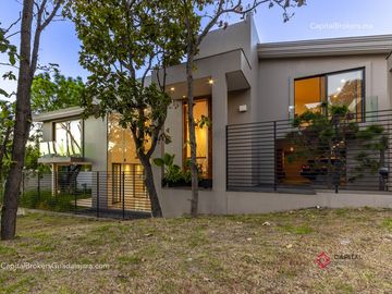Hermosa residencia de lujo en venta Bugambilias; 5 habitaciones