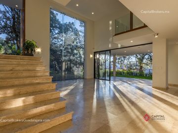 Hermosa residencia de lujo en venta Bugambilias; 5 habitaciones
