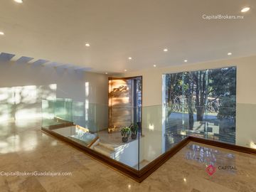 Hermosa residencia de lujo en venta Bugambilias; 5 habitaciones