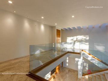 Hermosa residencia de lujo en venta Bugambilias; 5 habitaciones