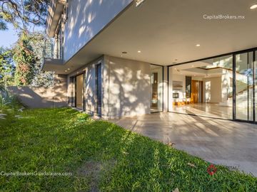 Hermosa residencia de lujo en venta Bugambilias; 5 habitaciones