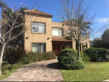 Casa - Benavidez