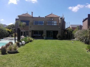 Casa - Benavidez