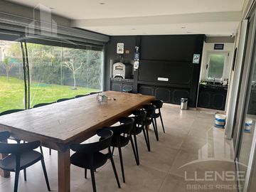 Casa 4 ambientes en venta - Barrio Privado Los Troncos