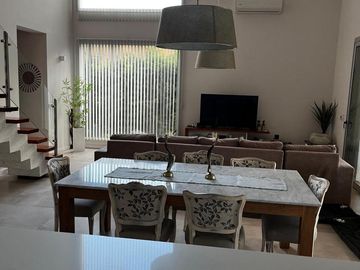 Casa 4 ambientes en venta - Barrio Privado Los Troncos