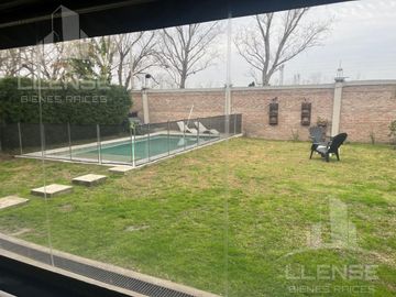 Casa 4 ambientes en venta - Barrio Privado Los Troncos