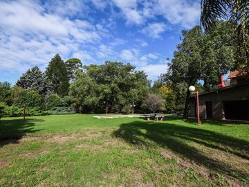 Casa de 3 dormitorios, terreno de  2375 m2 - Espora 5400 - Funes | Venta