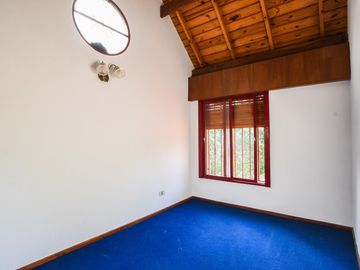Casa de 3 dormitorios, terreno de  2375 m2 - Espora 5400 - Funes | Venta