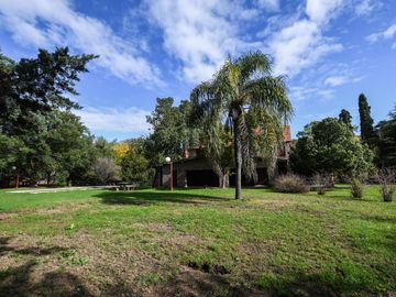 Casa de 3 dormitorios, terreno de  2375 m2 - Espora 5400 - Funes | Venta