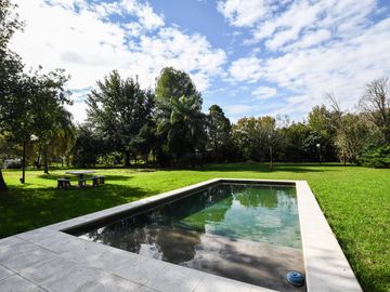 Casa de 3 dormitorios, terreno de  2375 m2 - Espora 5400 - Funes | Venta
