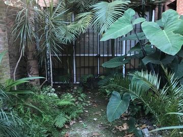 Casa 4 ambientes con detalles de categoría. Florida.