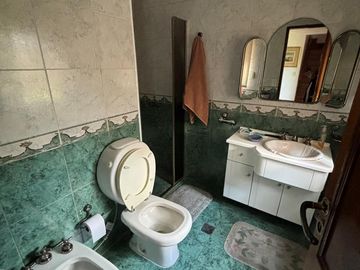 Casa 4 ambientes con detalles de categoría. Florida.